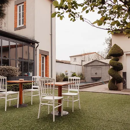 Chateau Du Serpolet Holiday home